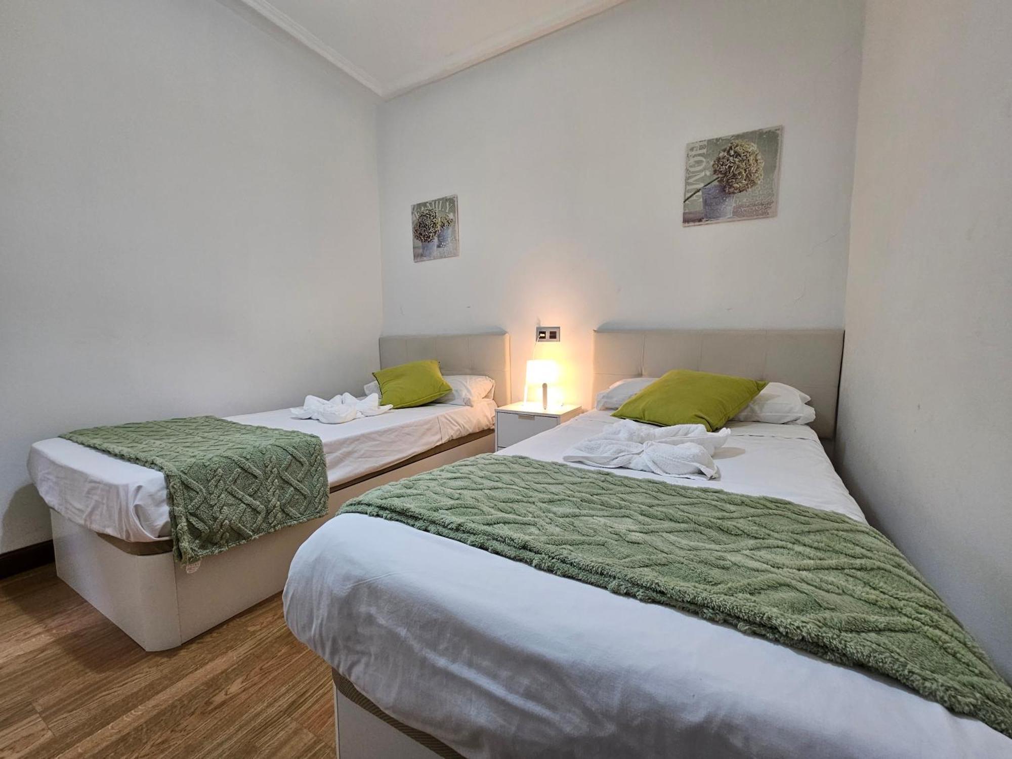 גיחון 127A Apartamento 3 Habitaciones Cerca De La Playa מראה חיצוני תמונה