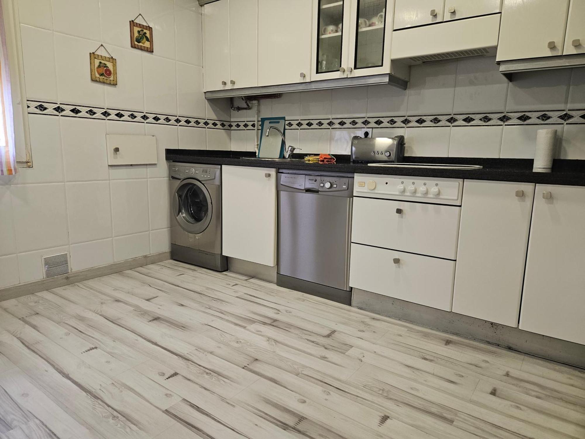 גיחון 127A Apartamento 3 Habitaciones Cerca De La Playa מראה חיצוני תמונה