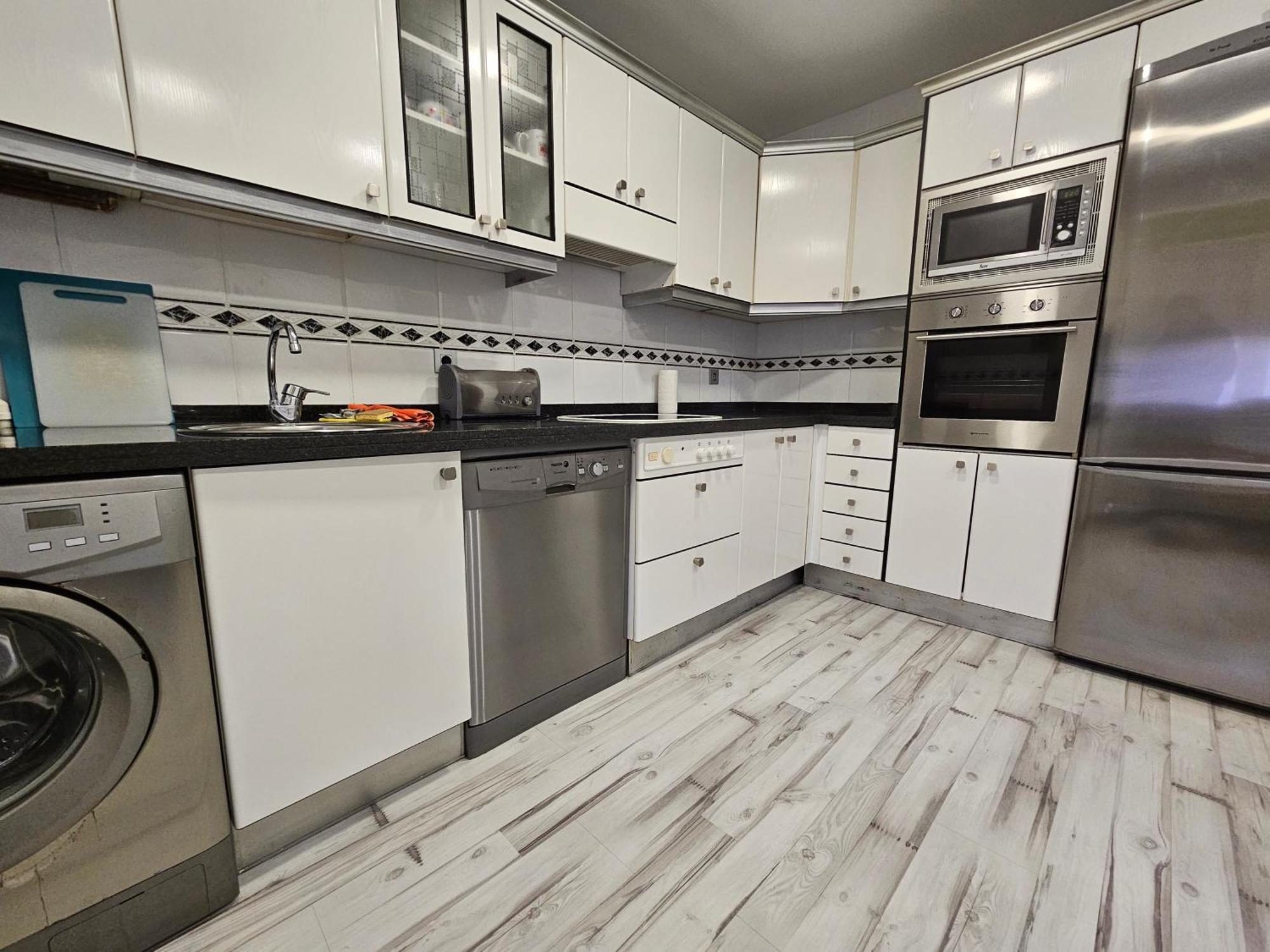 גיחון 127A Apartamento 3 Habitaciones Cerca De La Playa מראה חיצוני תמונה